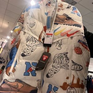 nike  storm fit puffer